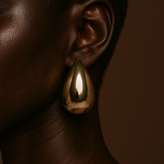 Oro Chunky Waterdrop Stud Earrings