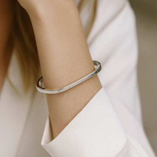 925 Sterling Silver Square Hinge Bangle Ro & Gieo