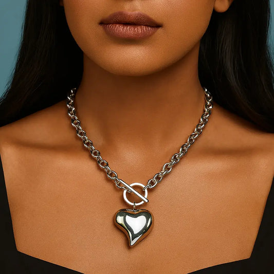 Curved Heart Pendant Necklace Ro & Gieo