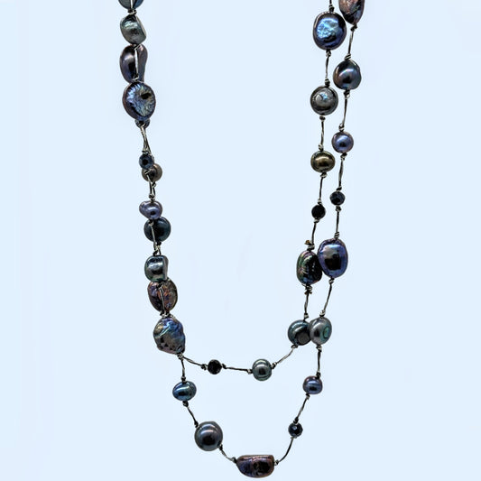 Metallic Yarn Bead Necklace