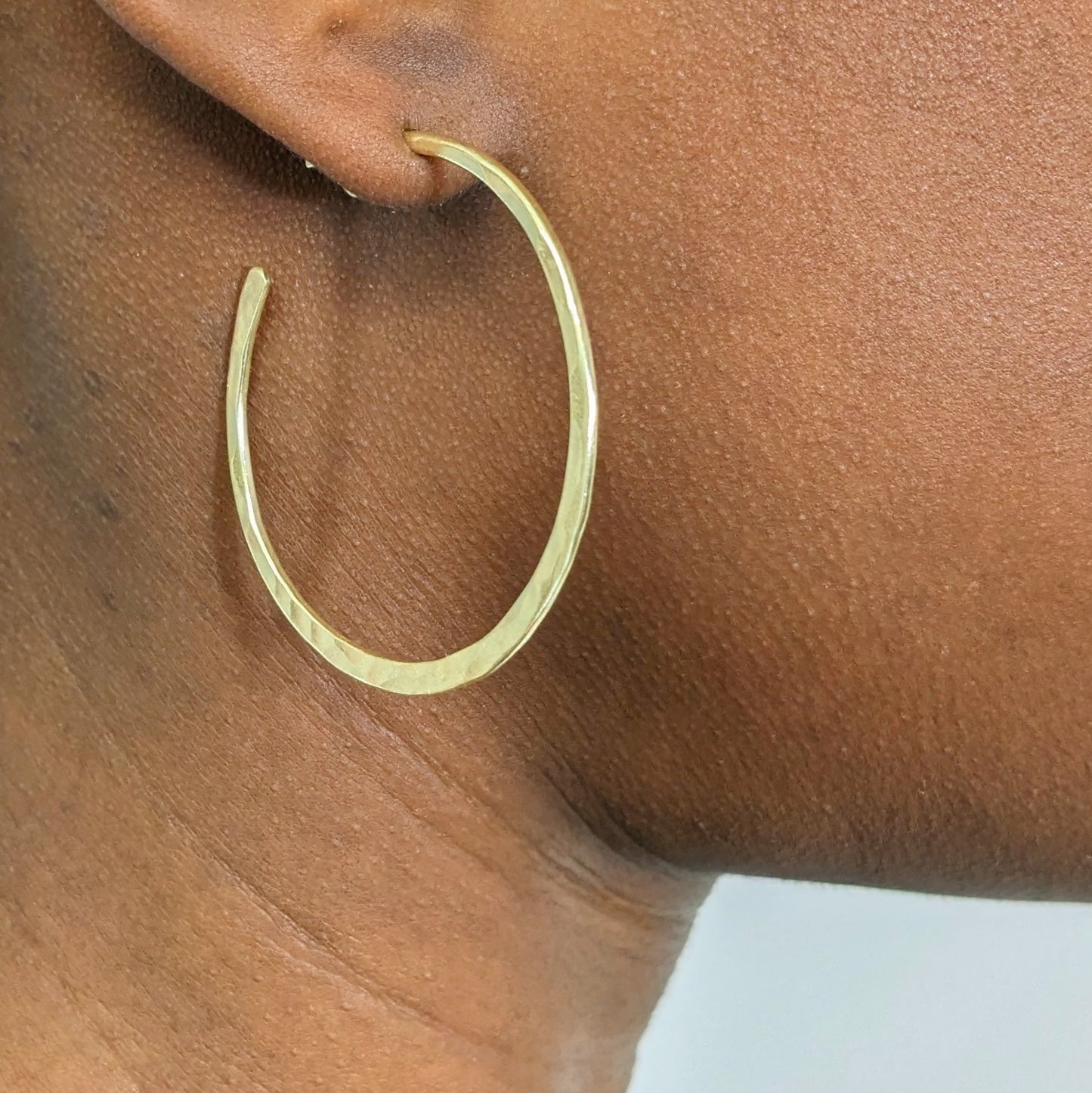 Amara Hoop Earrings