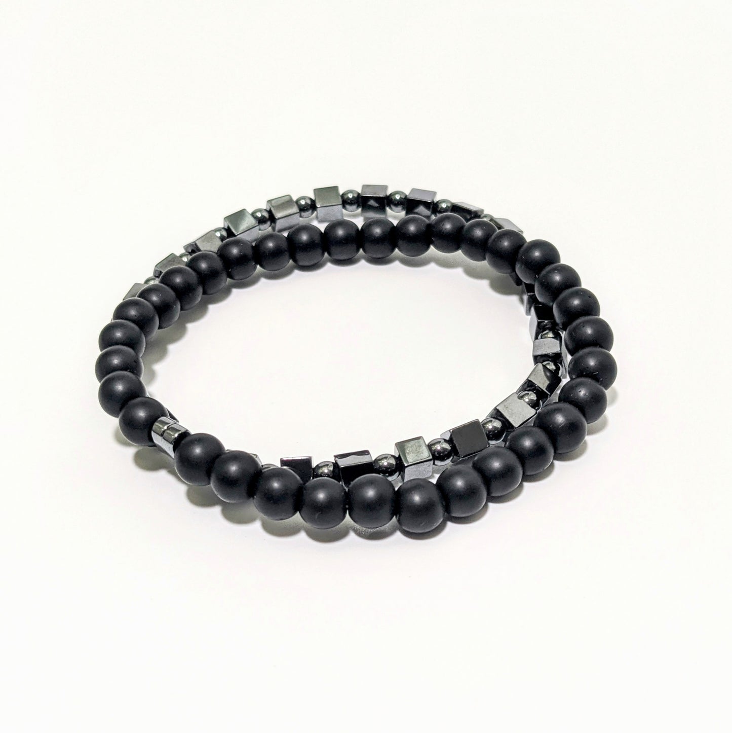 Pulsera de ónix negro y hematita