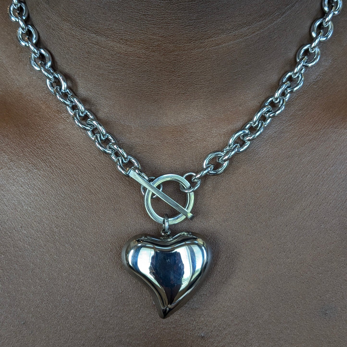 Curved Heart Pendant Necklace