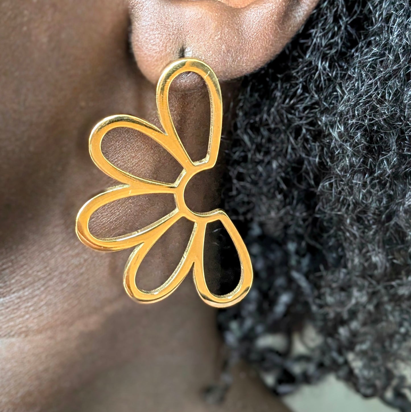 Half-baked Flower Stud Earrings