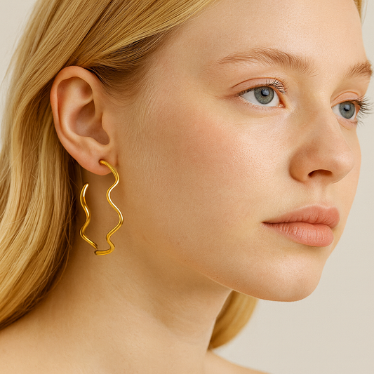 The Wavy Wire Hoop Earrings