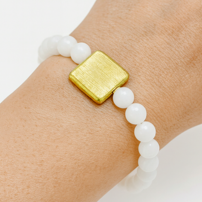 Ro & Gieo White Agate Bead with 24 Karat Electroplated Brass Bracelet
