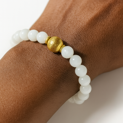 Ro & Gieo White Agate Bead with 24 Karat Electroplated Brass Bracelet